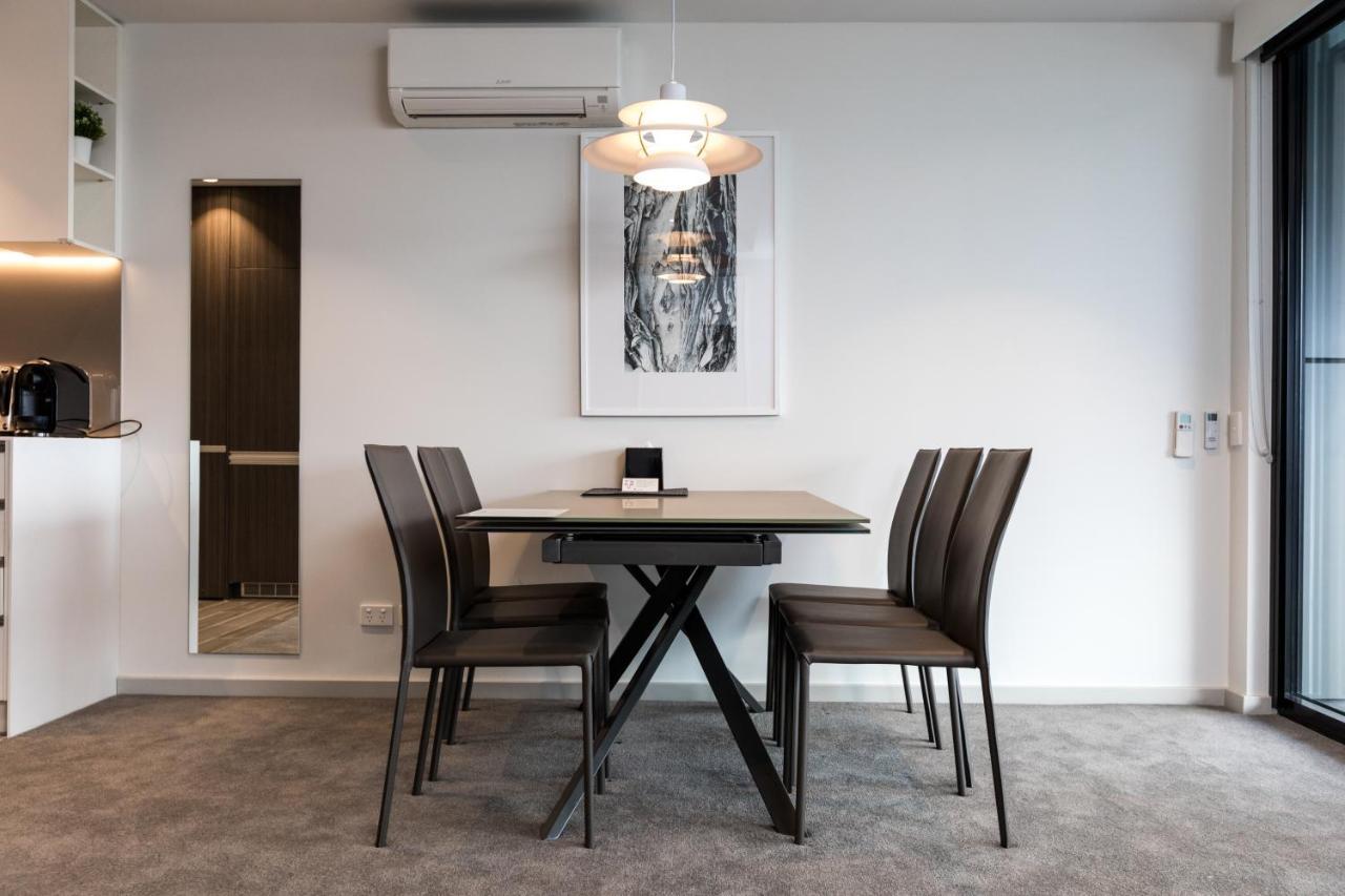 The Branksome Hotel & Residences Sydney Exterior foto A dining room in a modern apartment