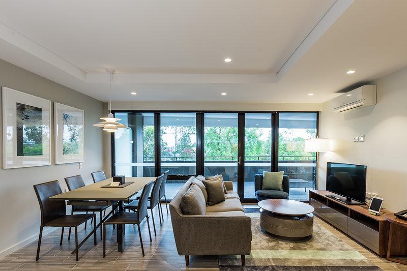 The Branksome Hotel & Residences Sydney Exterior foto A living room in a typical apartment