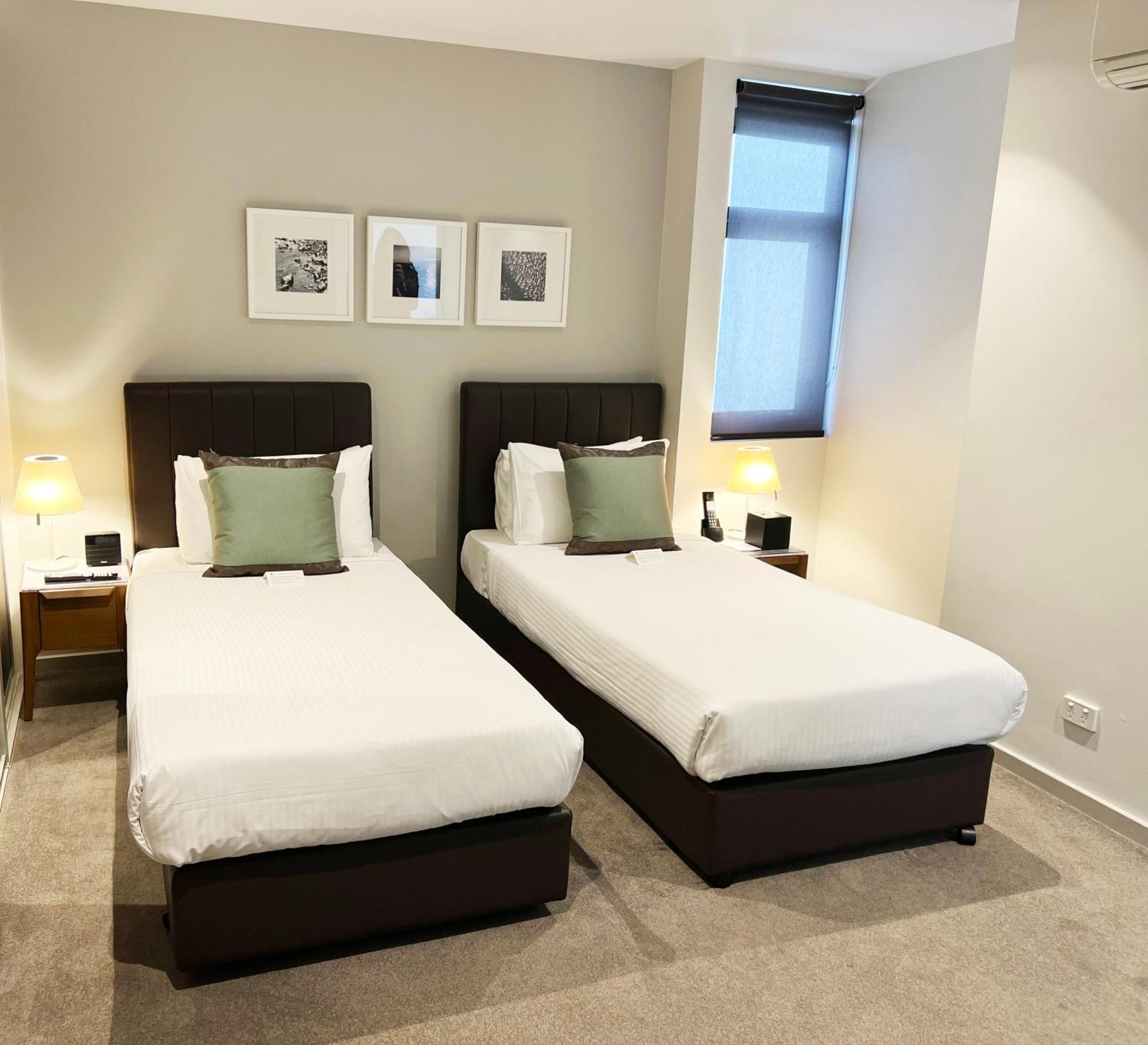 The Branksome Hotel & Residences Sydney Exterior foto Two single beds