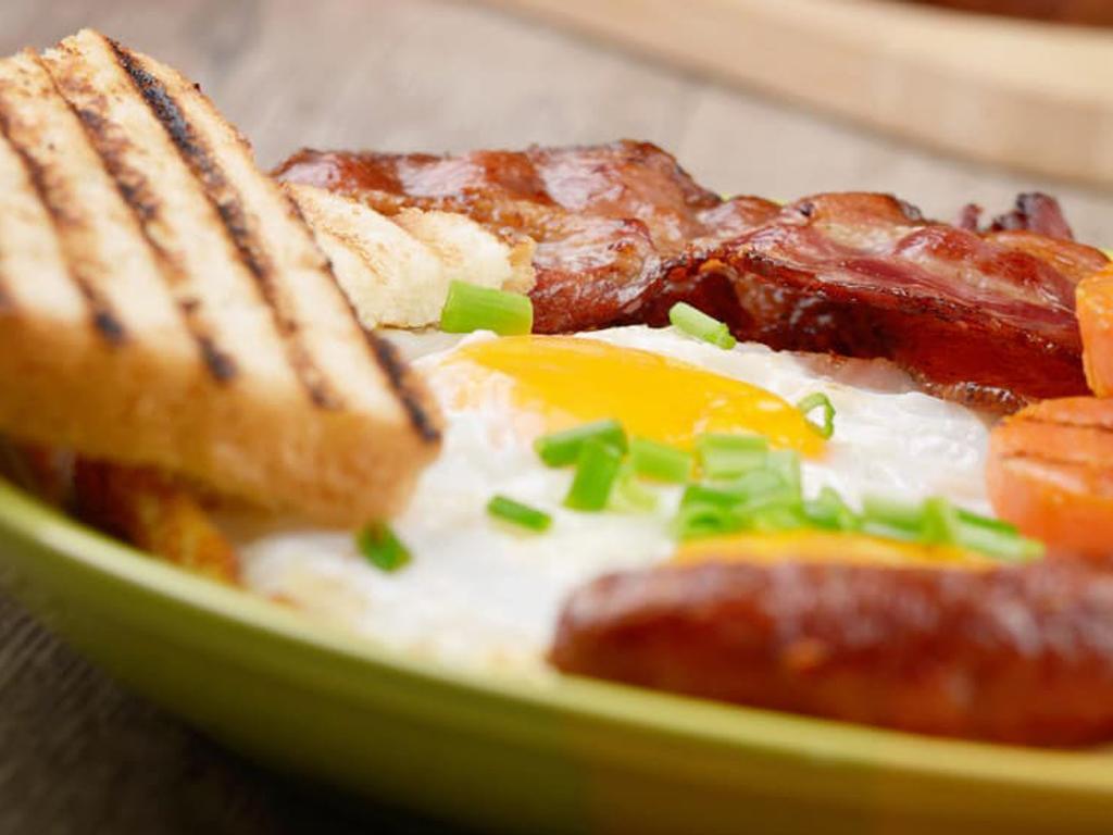 The Branksome Hotel & Residences Sydney Exterior foto A typical American breakfast