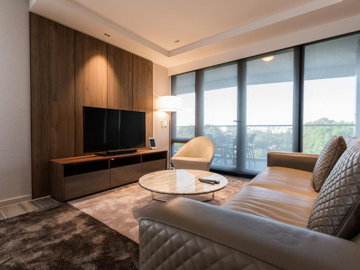 The Branksome Hotel & Residences Sydney Exterior foto A living room in a condominium
