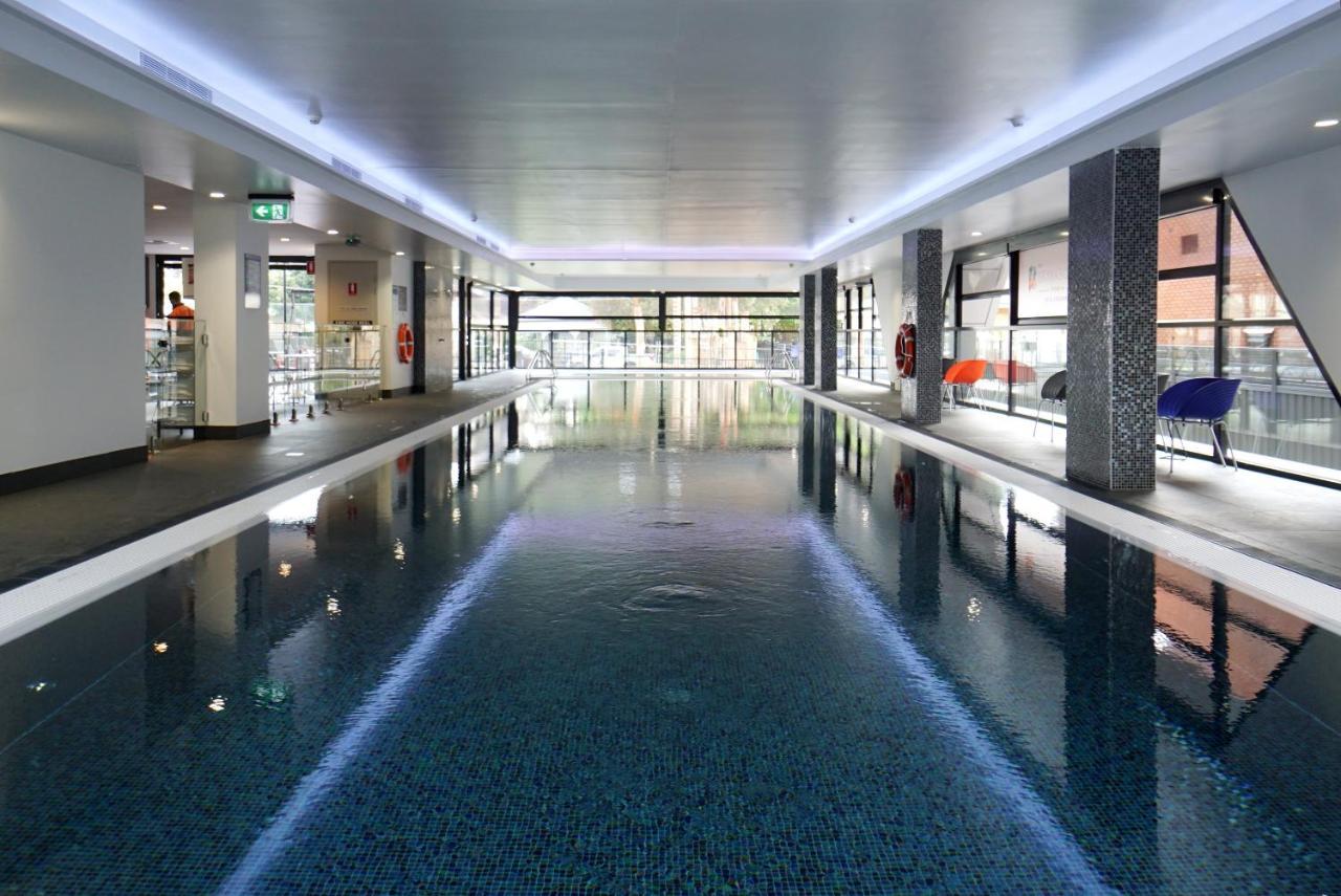 The Branksome Hotel & Residences Sydney Exterior foto Swimming pool